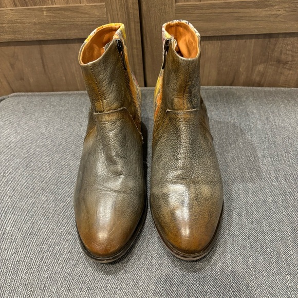 L’Artiste Spring Step 38 (7.5-8) Ankle Boot Leather Zip Boho Butterfly - Picture 4 of 15